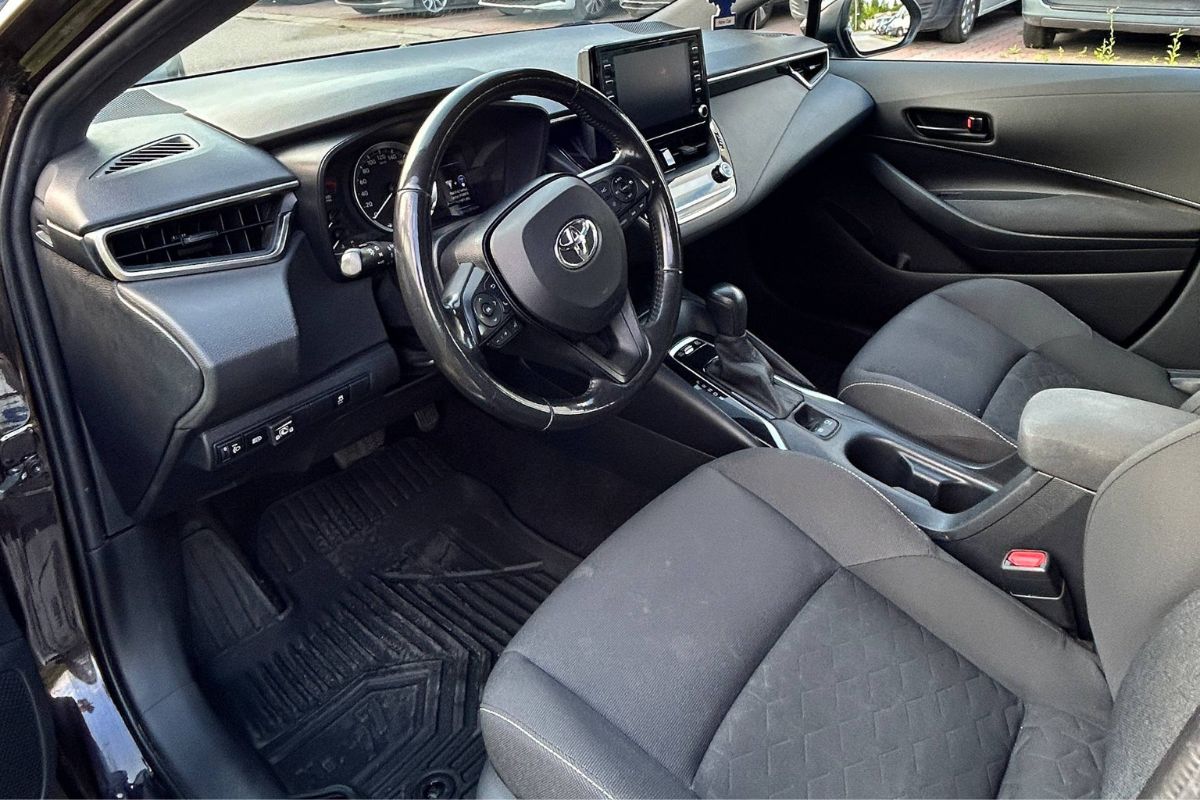 TOYOTA COROLLA 